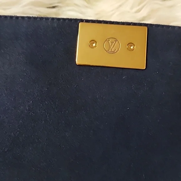 Authentic LV Amplant Shoulder bag marignan color|dark navy blue looks like black - Picture 7 of 9